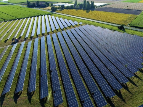 澳门人威尼斯官方：积极布局新能源产能，2021年太阳能封装胶膜收入翻倍